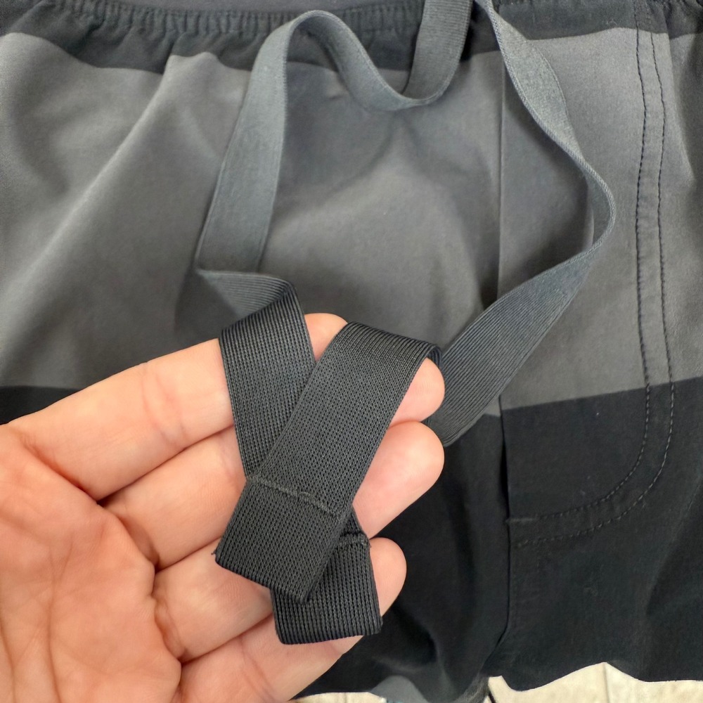 Lululemon Pace Breaker Shorts Mens Large L Striped Black Grey Athletic Gym Run - Picture 7 of 8